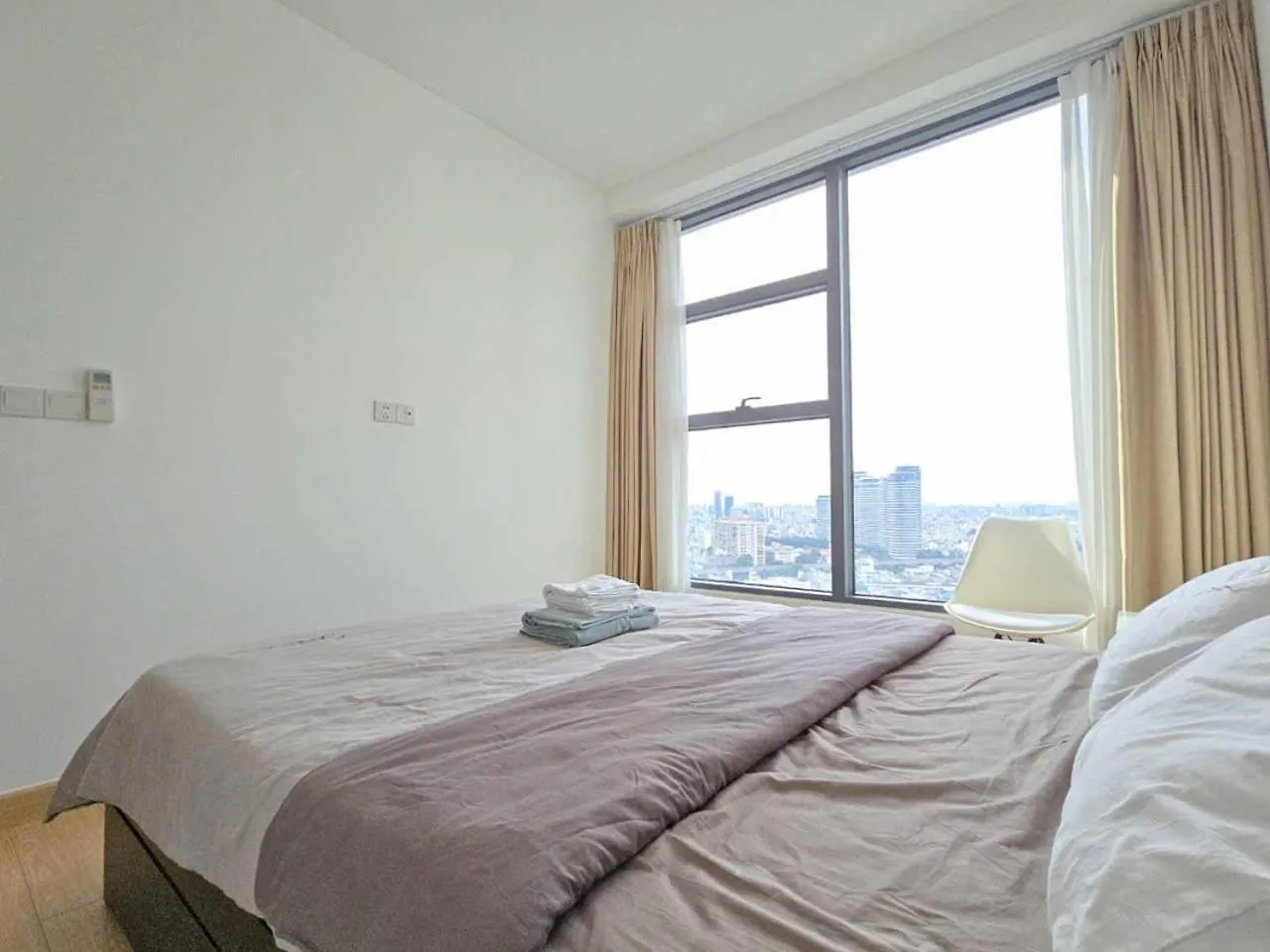 Zeus Living - Sunwah Pearl 2 Bedroom Glorious Ho Chi Minh-stad