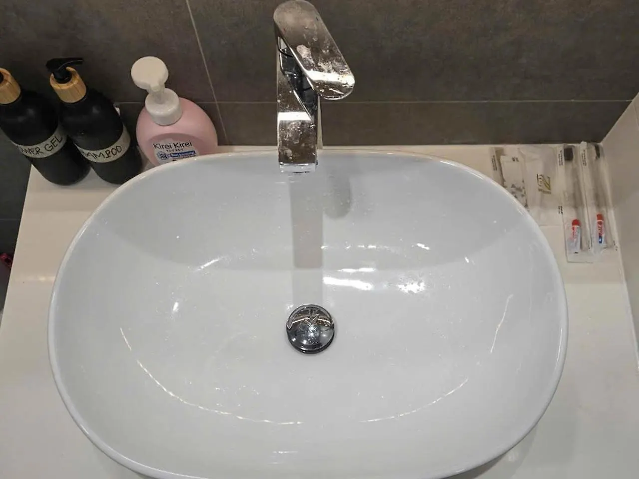Apartment Zeus Living - Sunwah Pearl 2 Bedroom Glorious Ho Chi Minh City